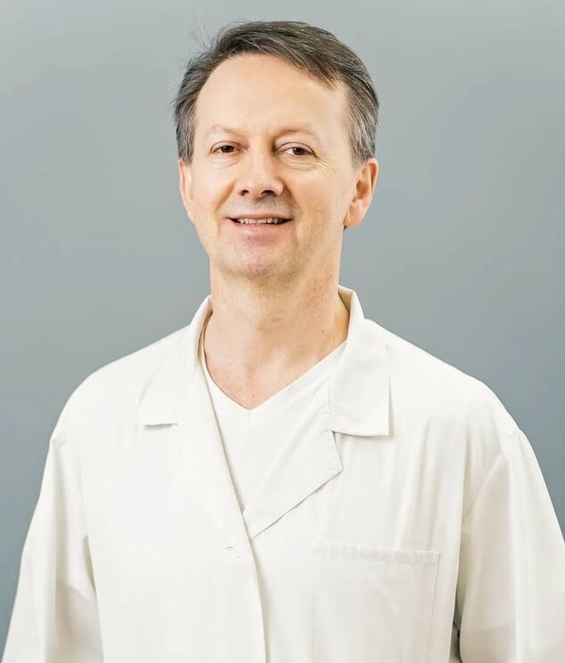 Doctor Urologist Max